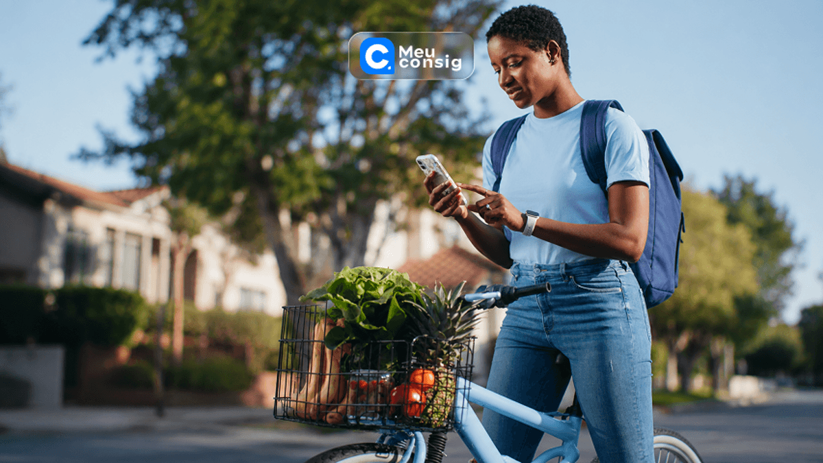 mulher celular compras bicicleta